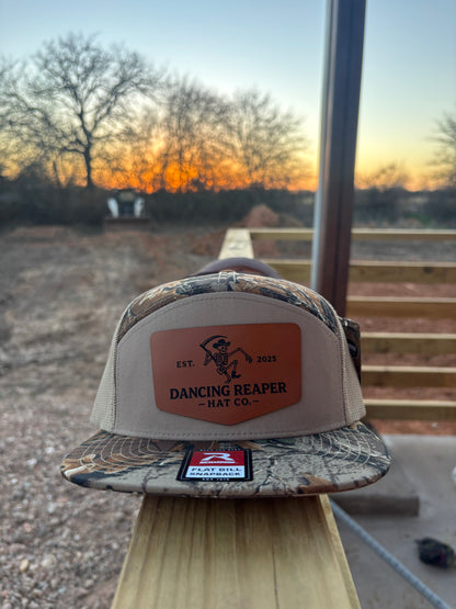 7 panel trucker hat