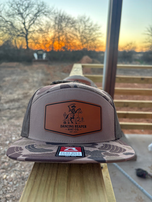 7 panel trucker hat